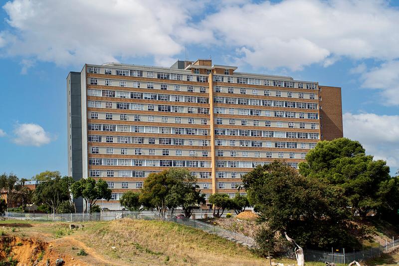 2 Bedroom Property for Sale in Loevenstein Western Cape